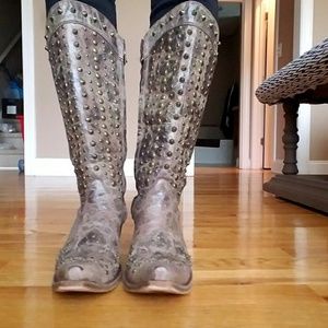 Corral gray/Brown studded boots